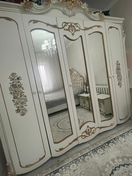 Спальная гарнитура