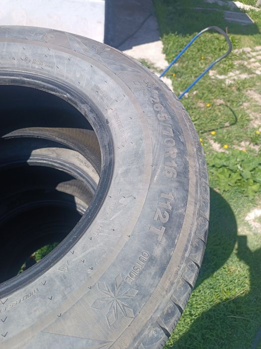 Комплект зимних шин 265/70R16