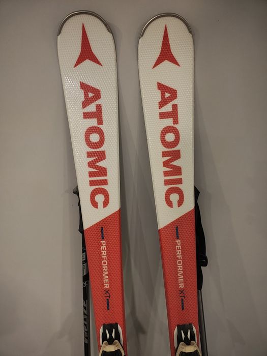 Schiuri Atomic XT 170, clăpari Wedze mărimea 29 și bețe schi
