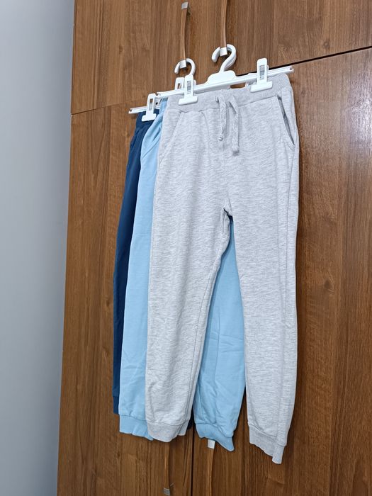 Продам школьные вещи на мальчика