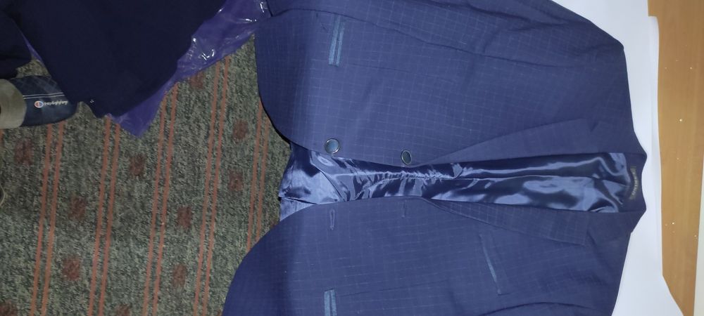 Продается пиджак новый