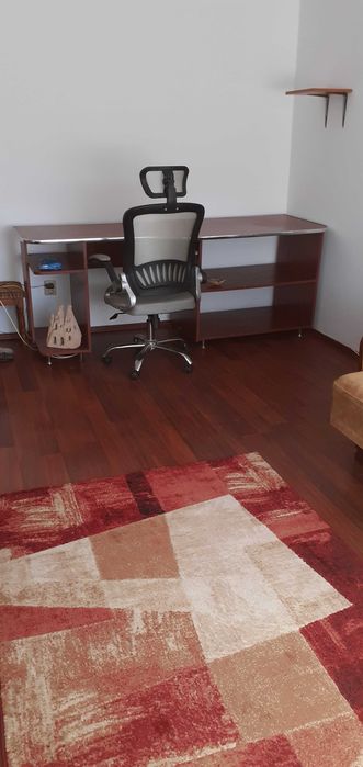 P.F. dau în chirie apartament cu 3 camere Grigorescu