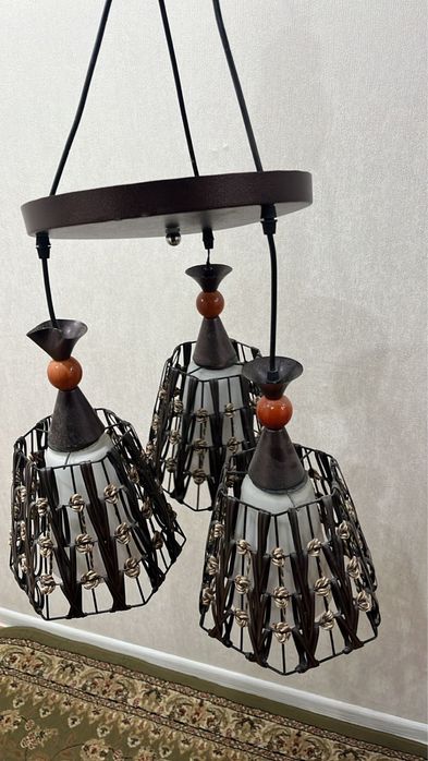 Продам люстра за 5000 т