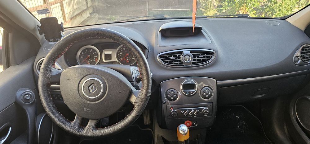 Renault clio  2007