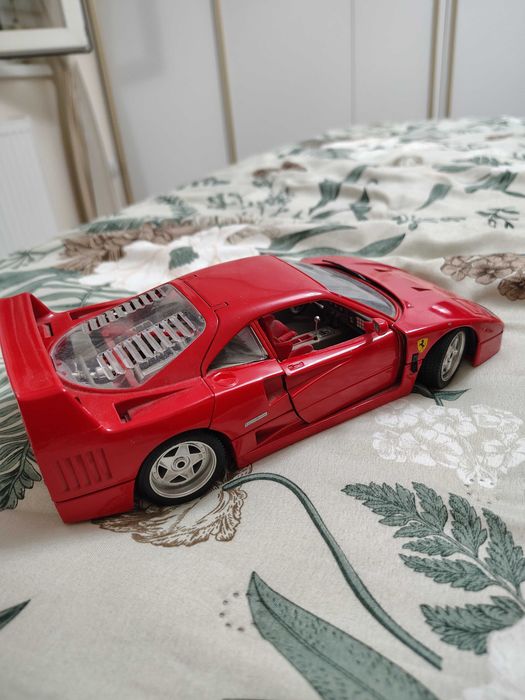 Mașina de colecție ferrari