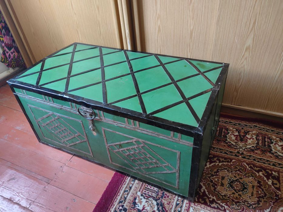 Сундук деревянный, старинный, раритетный. Сандық (Арша -ққ)