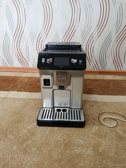 Кофемашина DeLonghi Eletta Explore