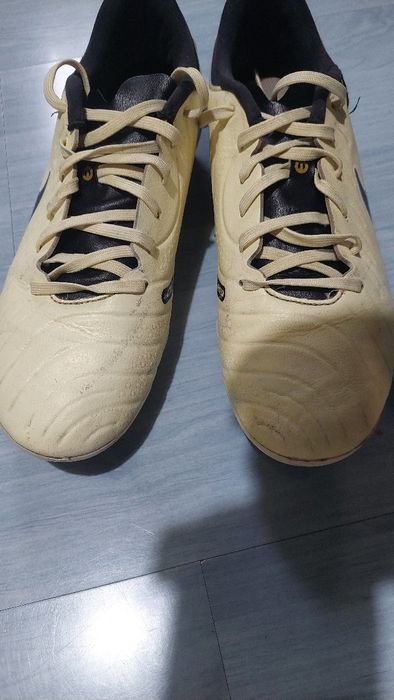 Футболни бутонки NIKE