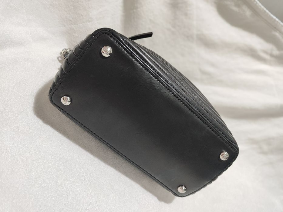 Италия Люкс Сумочка кожаная Fendi Roma оригинал.