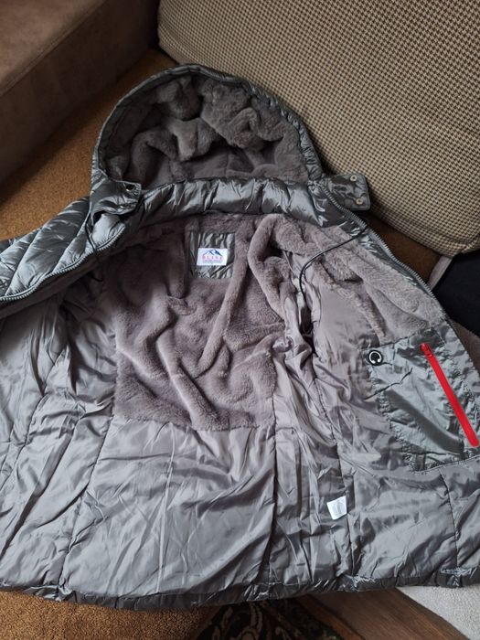 Куртка пуховик женская