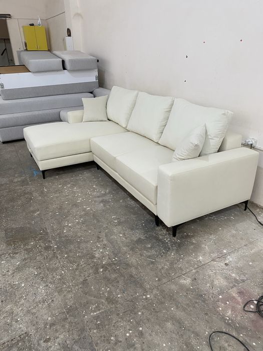 Диван угловой размер 270*170