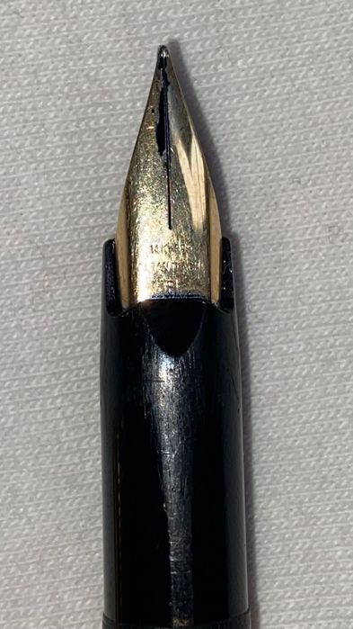 Златна писалка Caran D`Ache Madison Clou de Paris Gold 585 14К