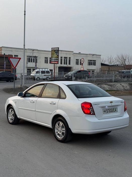 Lasetti 2011 1.8 avtamat