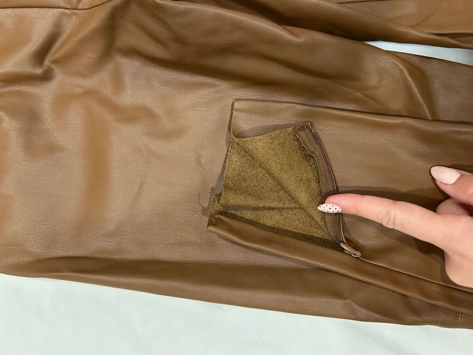 Дамски кафяв кожен панталон Zara