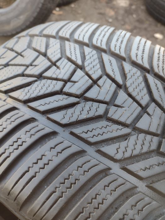 Перфектни 4бр.225/35/19