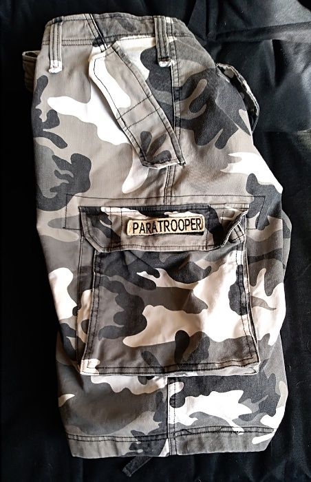 Pantaloni scurti XXL Mil-Tec Paratrooper camo urban airsoft/pescuit