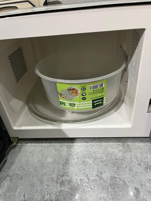 Продам микроволновую печь