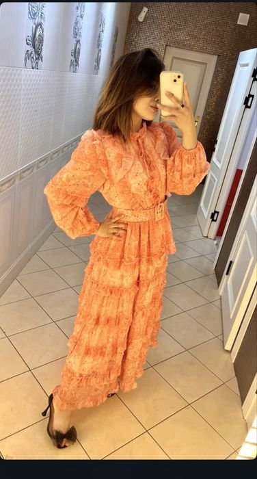 Платья вечерние пл