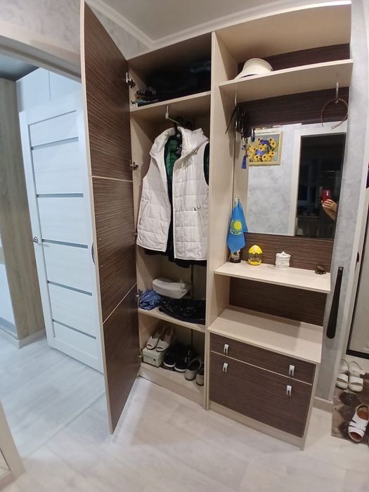 Продам срочно!!! Прихожую