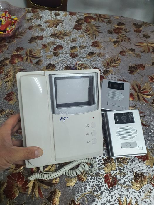 Video interfon ( sonerie cu camera )