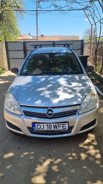 Vând Opel Astra Station Wagon