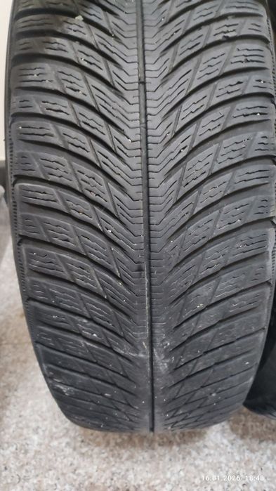 Джанти+зимни гуми 235/65/17 Touareg