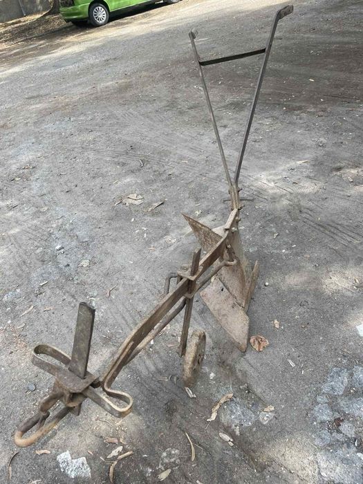 Старо рало за декорация