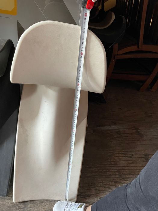 Бар столове! Черни и бели