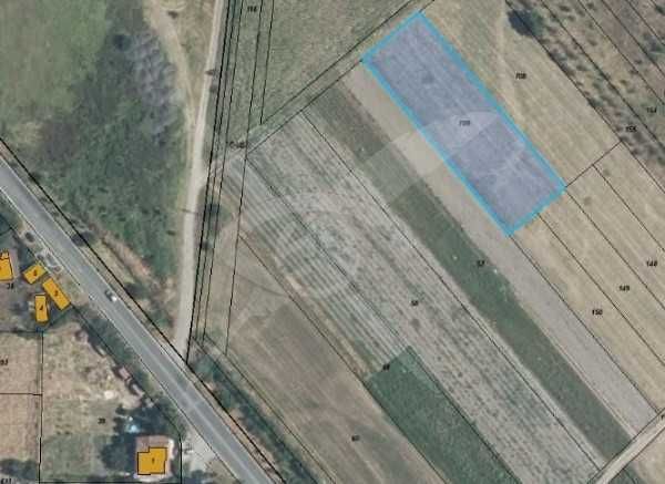 Парцел до главен път във Войводиново