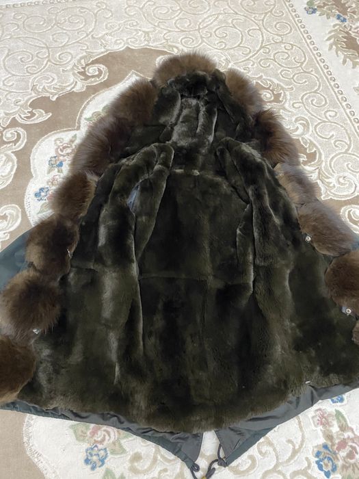 Продам парку! В хорошем состоянии