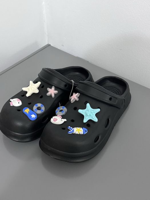 Продам Crocs.