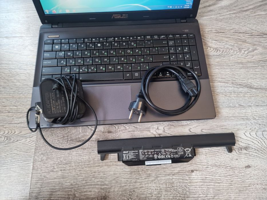 Лаптоп Asus A55N