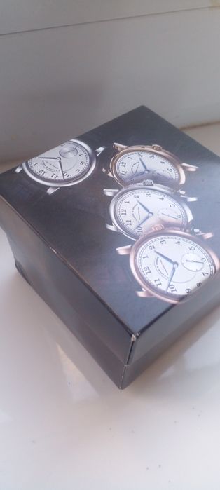 Qo‘lsoati  nomi  ROLEX