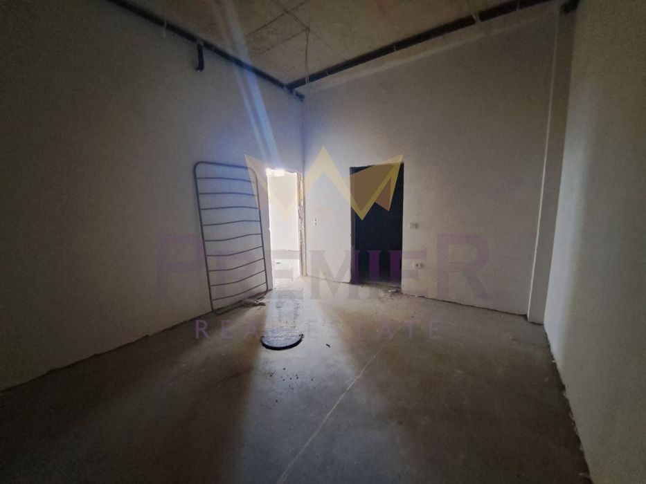 Склад в Варна-Кайсиева градина площ 80 цена 400