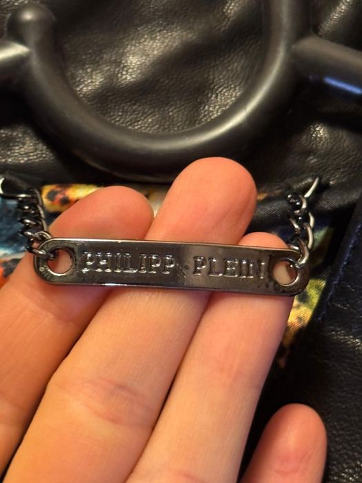 Продам кожаную куртку