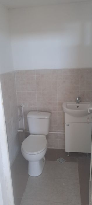 Închiriez hala industriala+teren aferent
