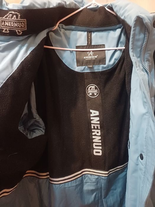 Продам зимний пуховик на девочку