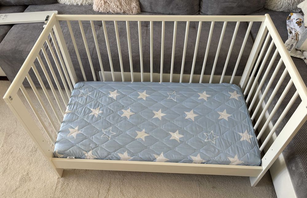 Икеа GULLIVER бебешко креватче, 60x120 см, бяло + матрак + парапет
