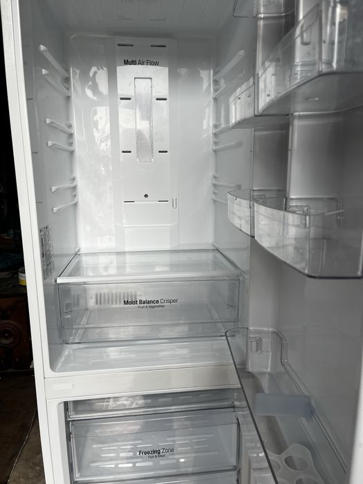 Продам холодильник lg