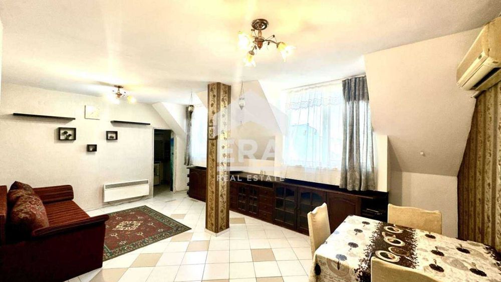 Продава се Тристаен апартамент в Варна, Център - 80 кв.м за 892 €/кв.м - Снимка #1