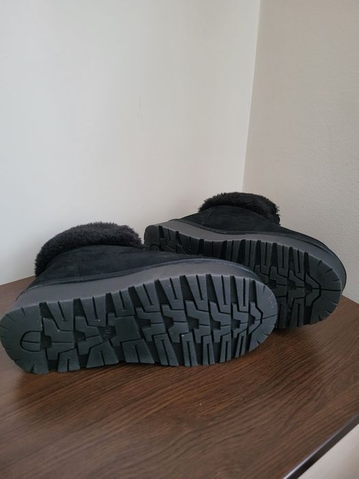 Топли боти Graceland