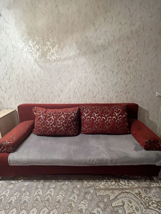 Продам диван тахта