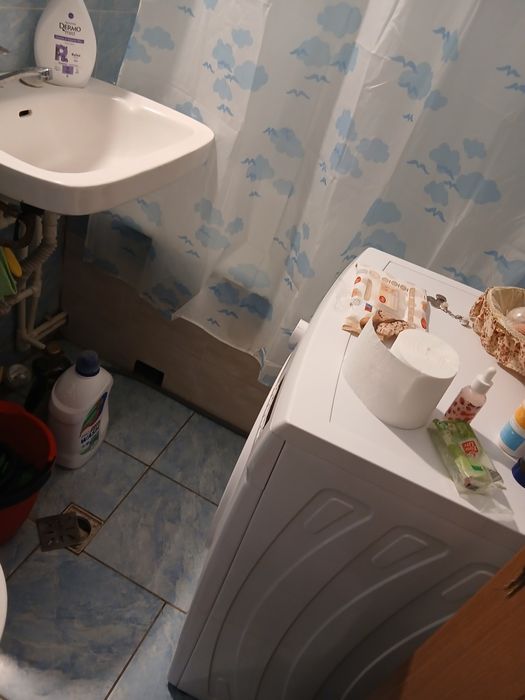 Inchiriez garsoniera