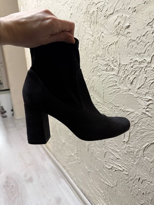 …(Дамски боти)..