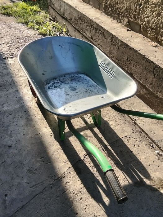 Продаю телешку за 21тыс