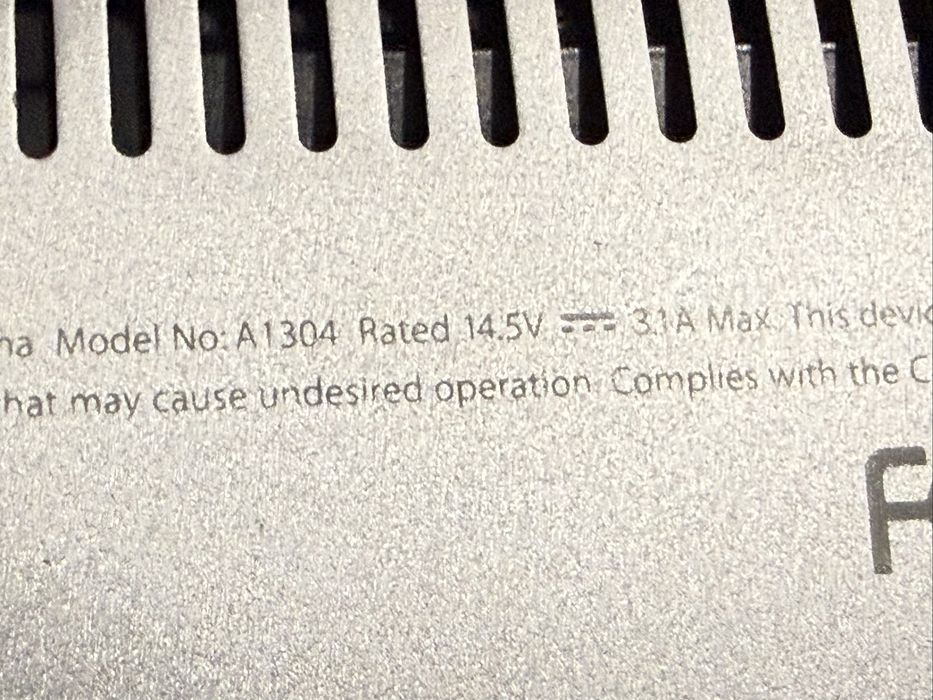 Macbook Air модель A1304 на запчасти