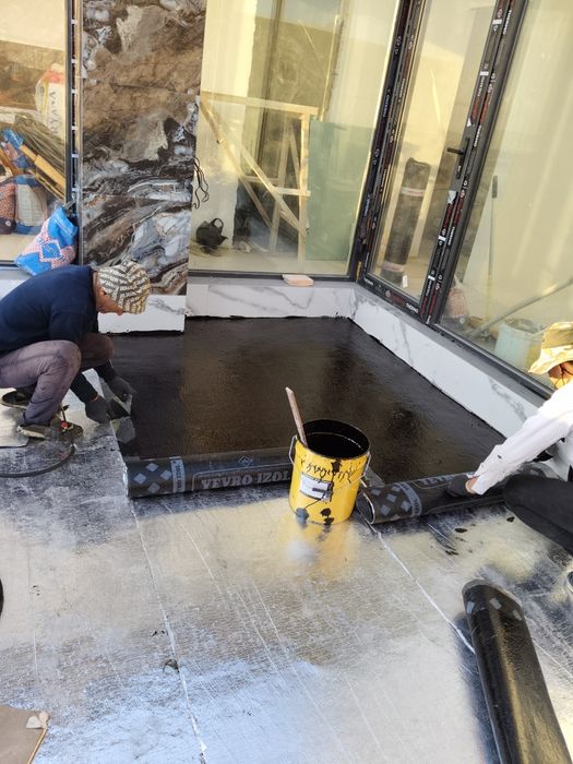 Gidroizolyatsiya fundamen va tomlarni qilamiz