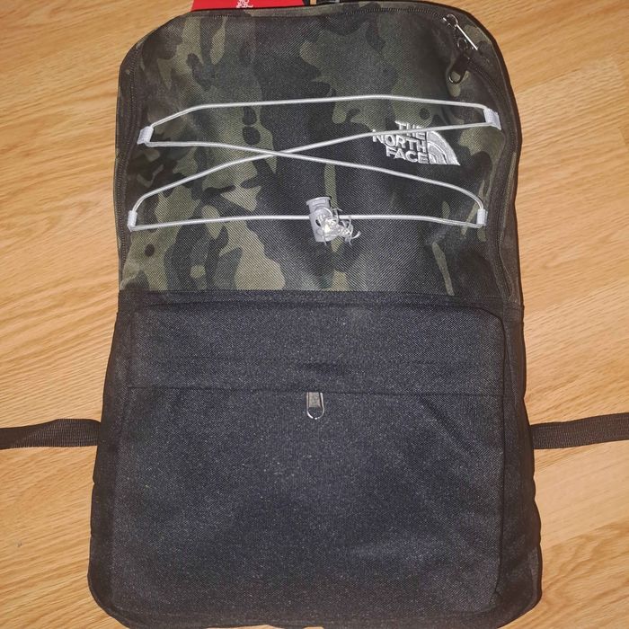 Ghiozdan North Face Camo