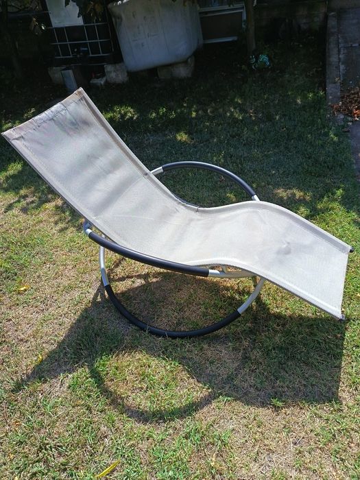 Люлеещ стол 1 брои