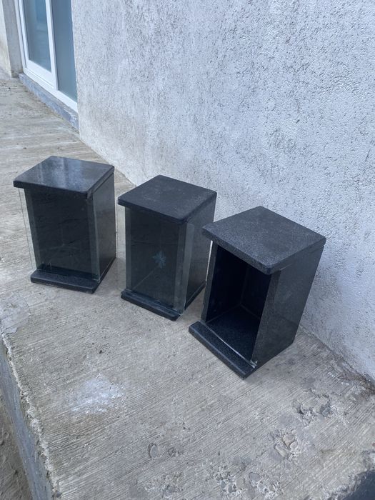 Vand felinare funerare